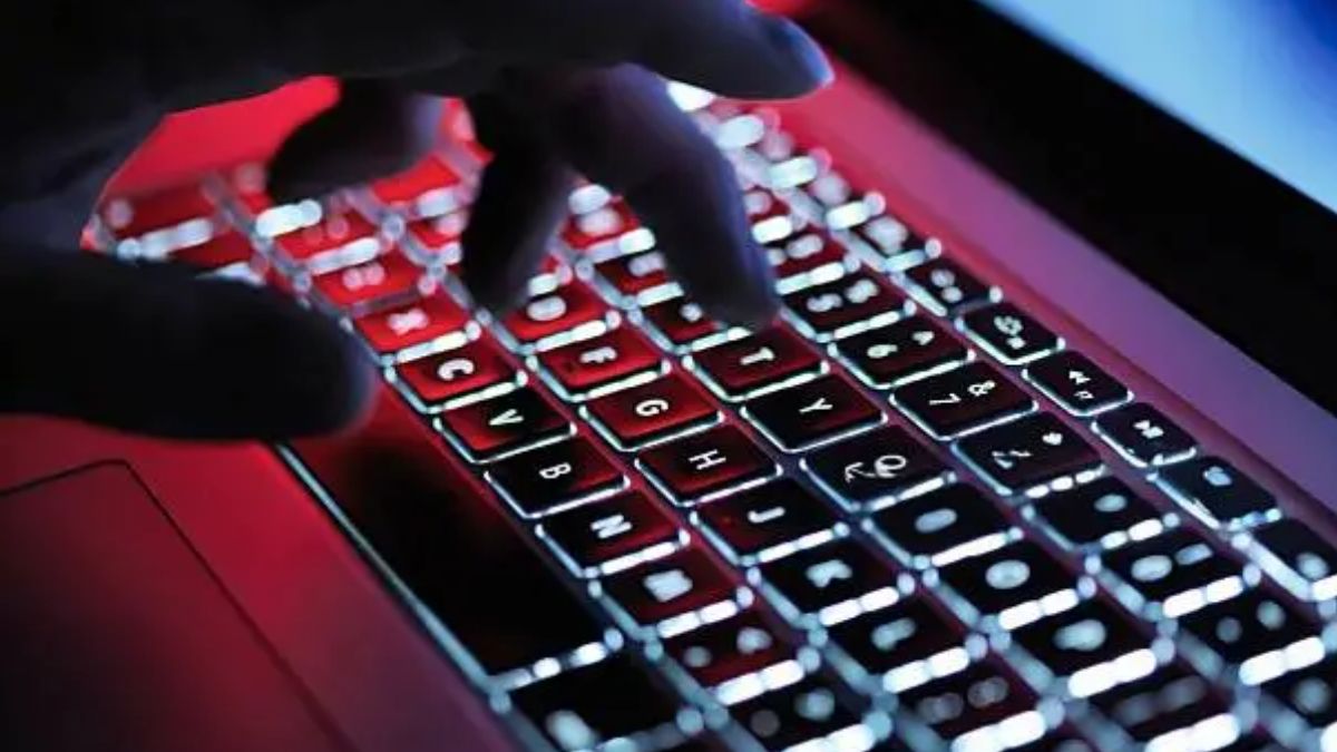 teclado brilhante representando inovação.