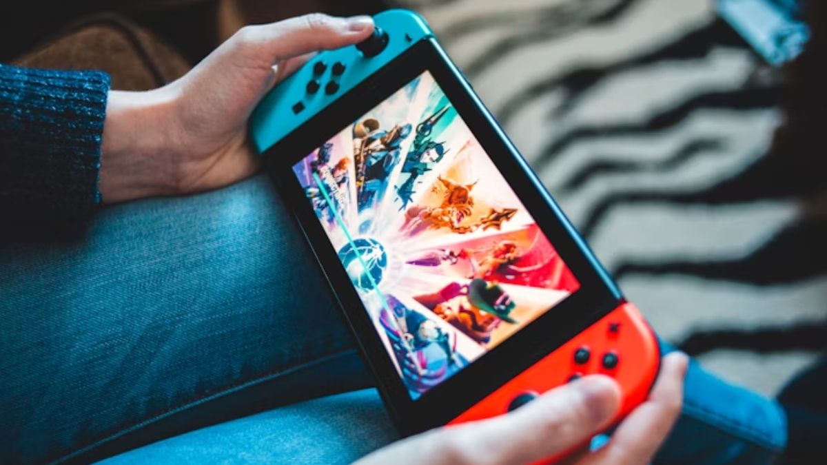 tela com jogos tecnológicos.