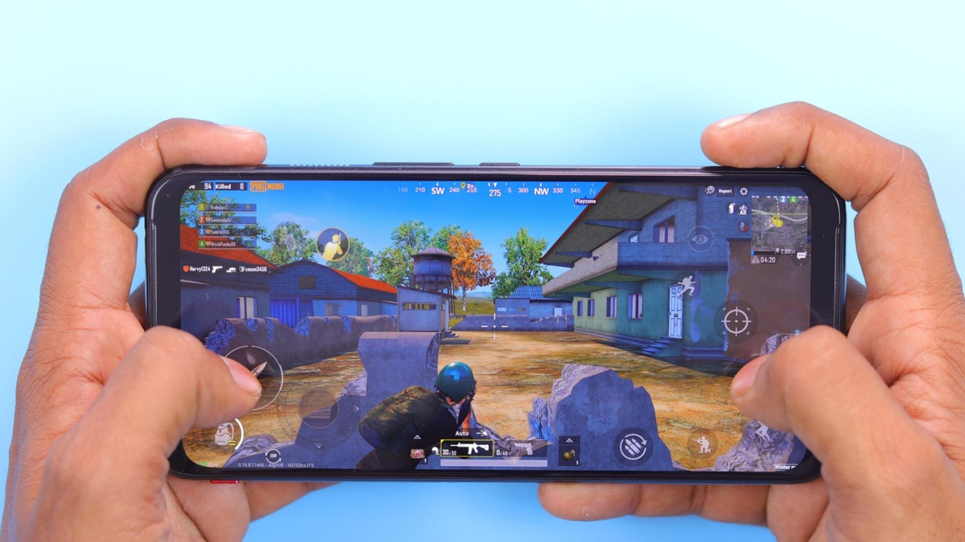 Tela de aparelho mobile retrata jogos casuais.